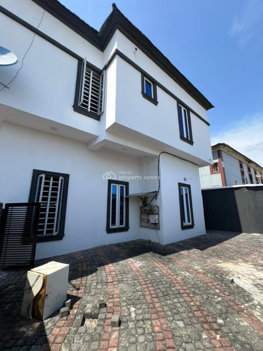 4- Bedroom Semi- Detached House , No Bq, Ikota, Lekki, Lagos, Semi-detached Duplex for Rent