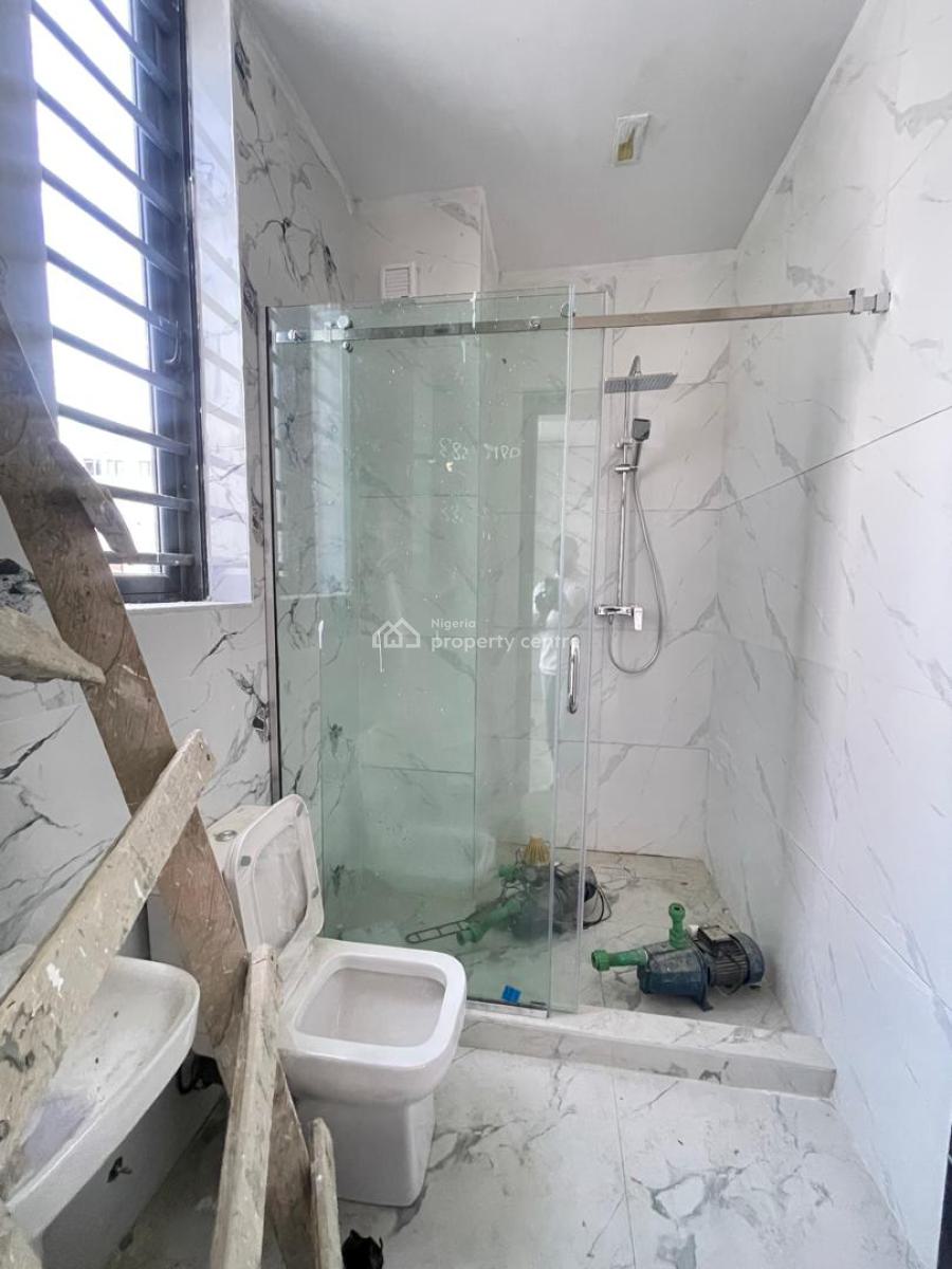 2 Bedroom Apartment, Ologolo, Lekki, Lagos, Flat / Apartment for Sale