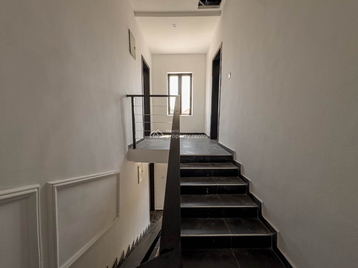 Cozy 3 Bedroom Terrace House, Avon Estate, Orchid Road, Lekki, Lagos, Terraced Duplex for Rent