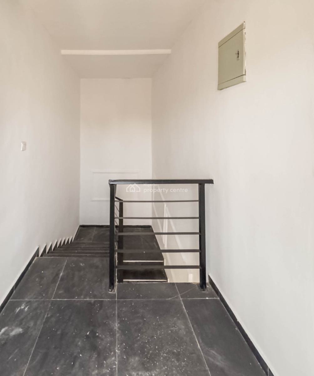 Cozy 3 Bedroom Terrace House, Avon Estate, Orchid Road, Lekki, Lagos, Terraced Duplex for Rent