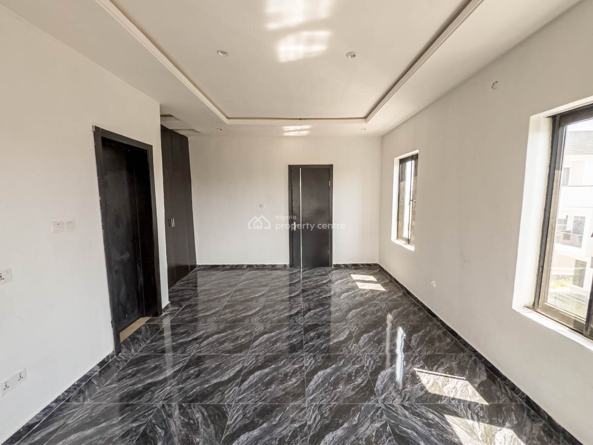 Cozy 3 Bedroom Terrace House, Avon Estate, Orchid Road, Lekki, Lagos, Terraced Duplex for Rent