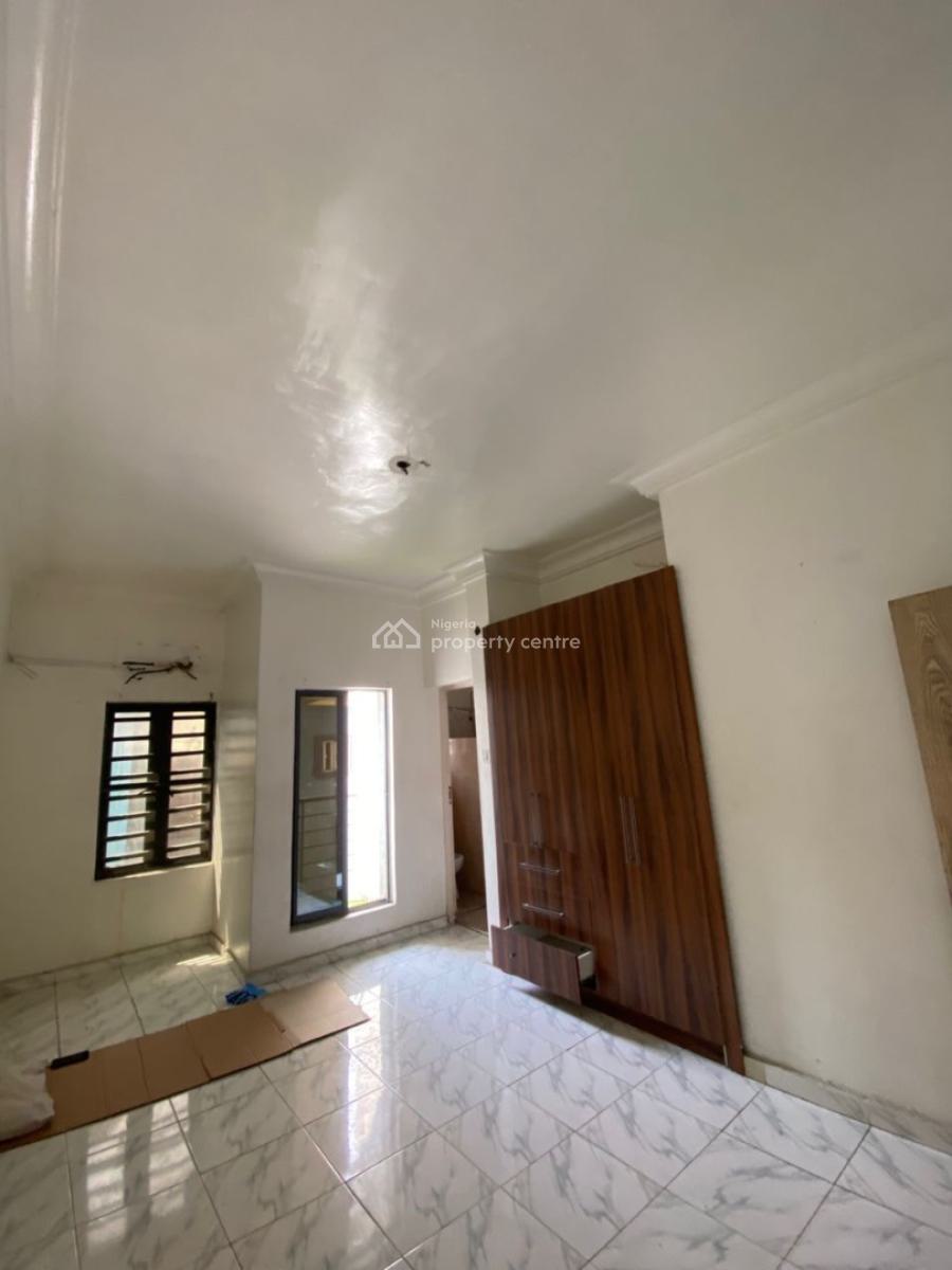 Spacious 2 Bedroom Apartment, Chevron, Lekki, Lagos, Flat / Apartment for Rent