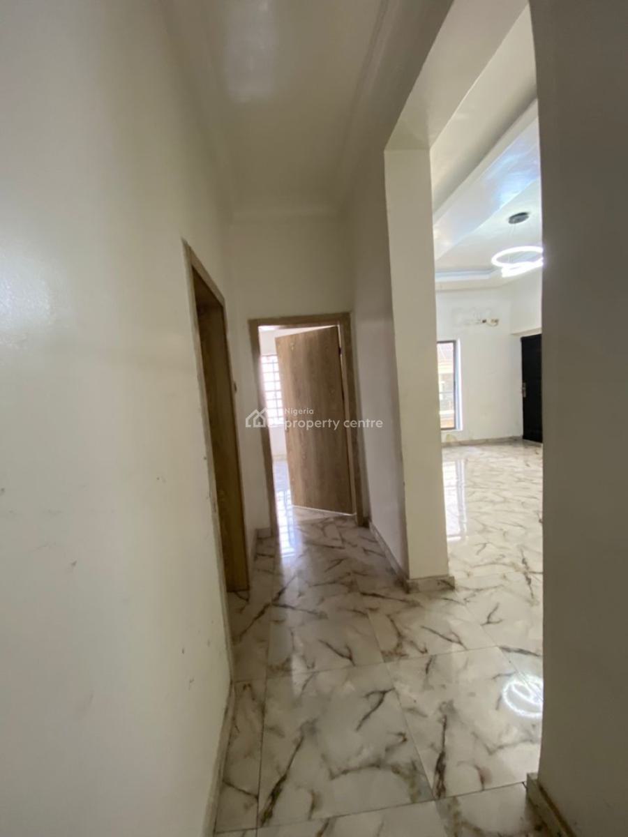 Spacious 2 Bedroom Apartment, Chevron, Lekki, Lagos, Flat / Apartment for Rent