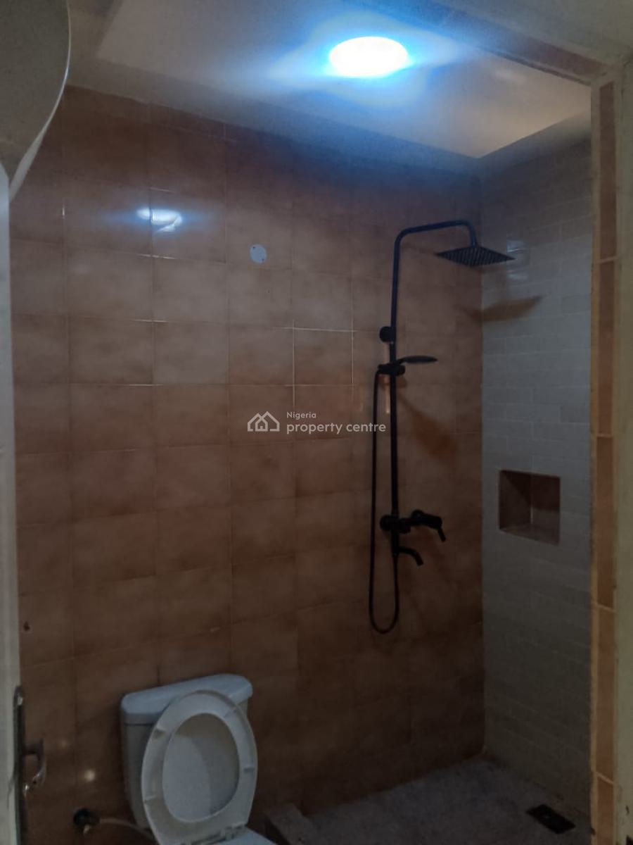 Serviced 2-bedroom Flat on The 2nd Floor, Wuse 2, Abuja, Flat / Apartment for Rent