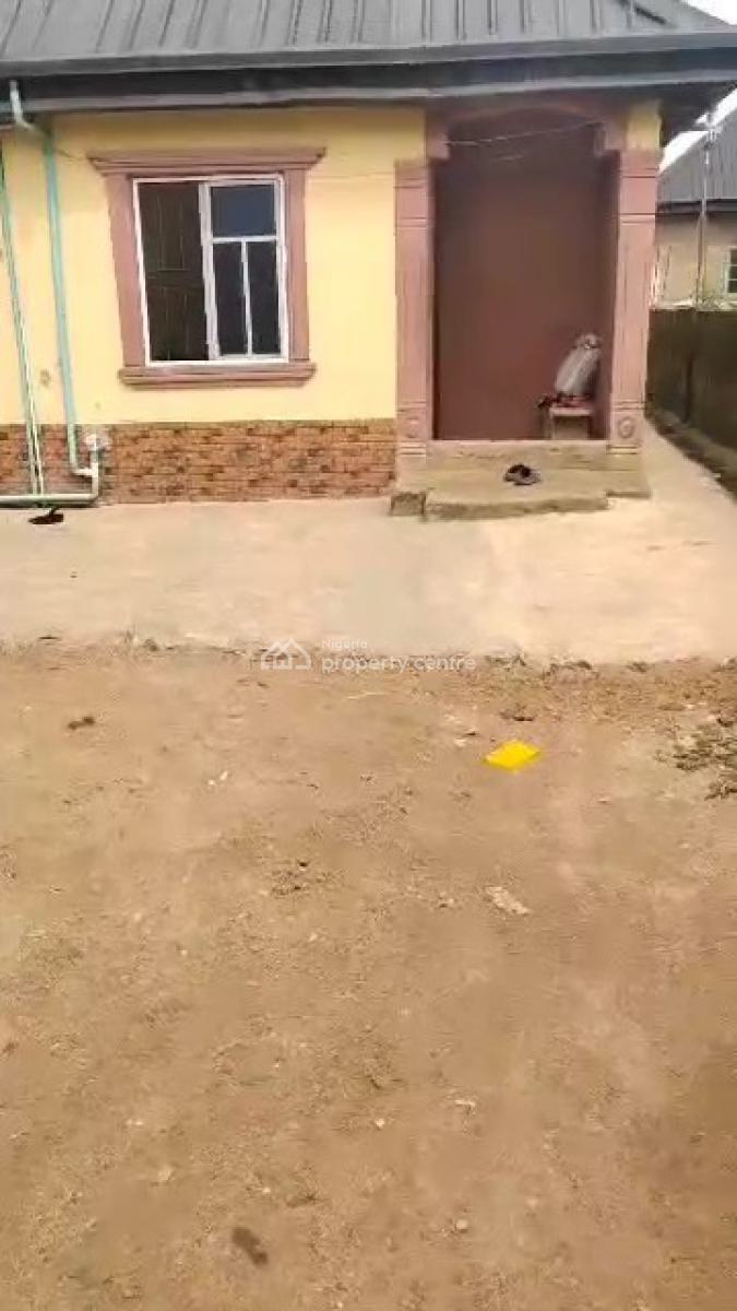 Relatively Modern 4 Bedroom Bungalow, Meiran, Agege, Lagos, Detached Bungalow for Sale