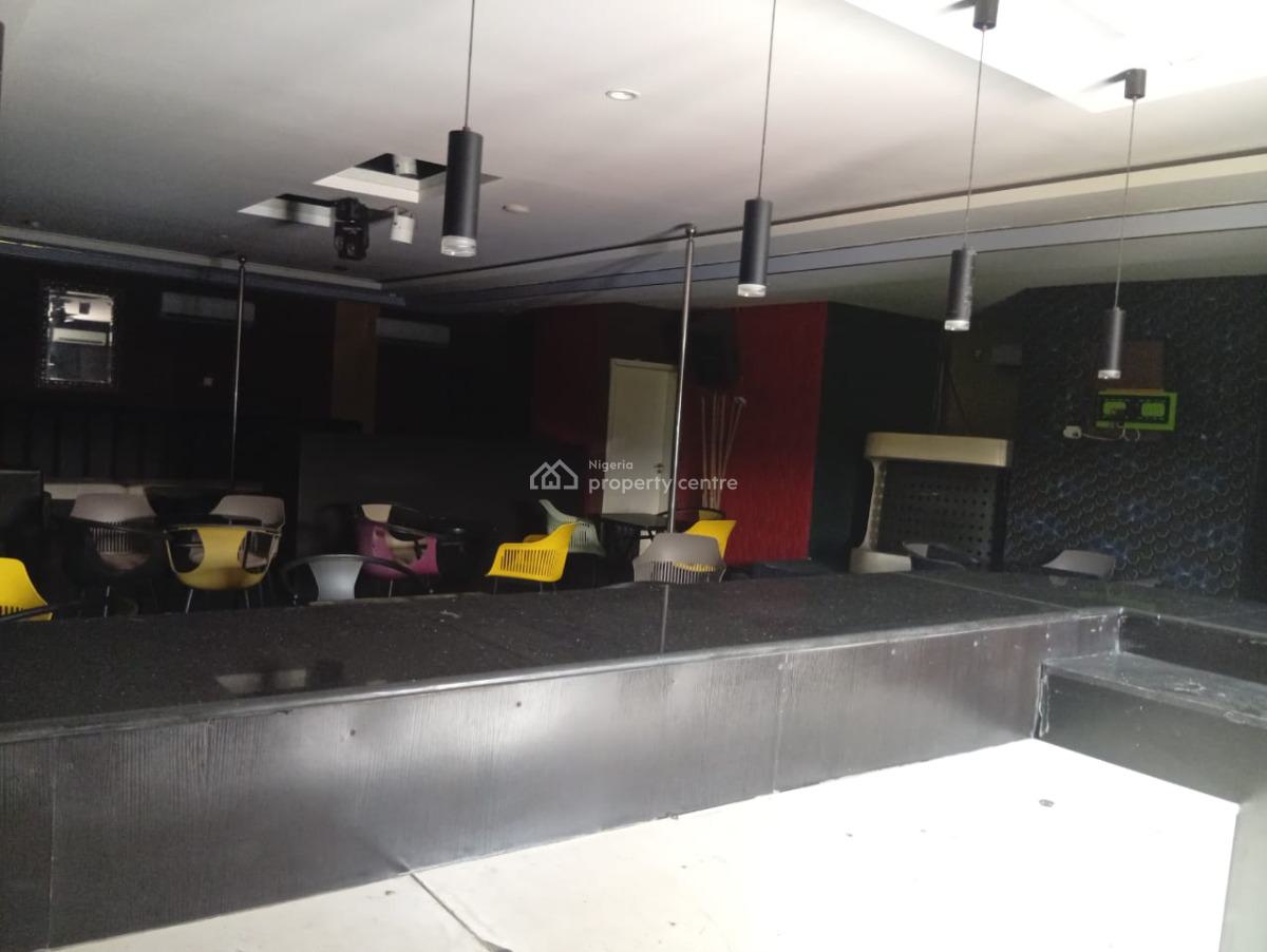 Functional Lounge and Sit Out Bar, Osongama Estate, Uyo, Akwa Ibom, Restaurant / Bar for Sale