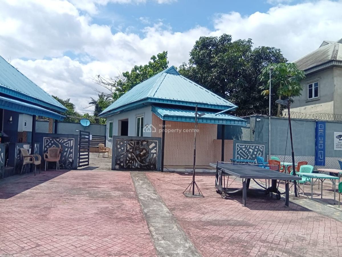 Functional Lounge and Sit Out Bar, Osongama Estate, Uyo, Akwa Ibom, Restaurant / Bar for Sale