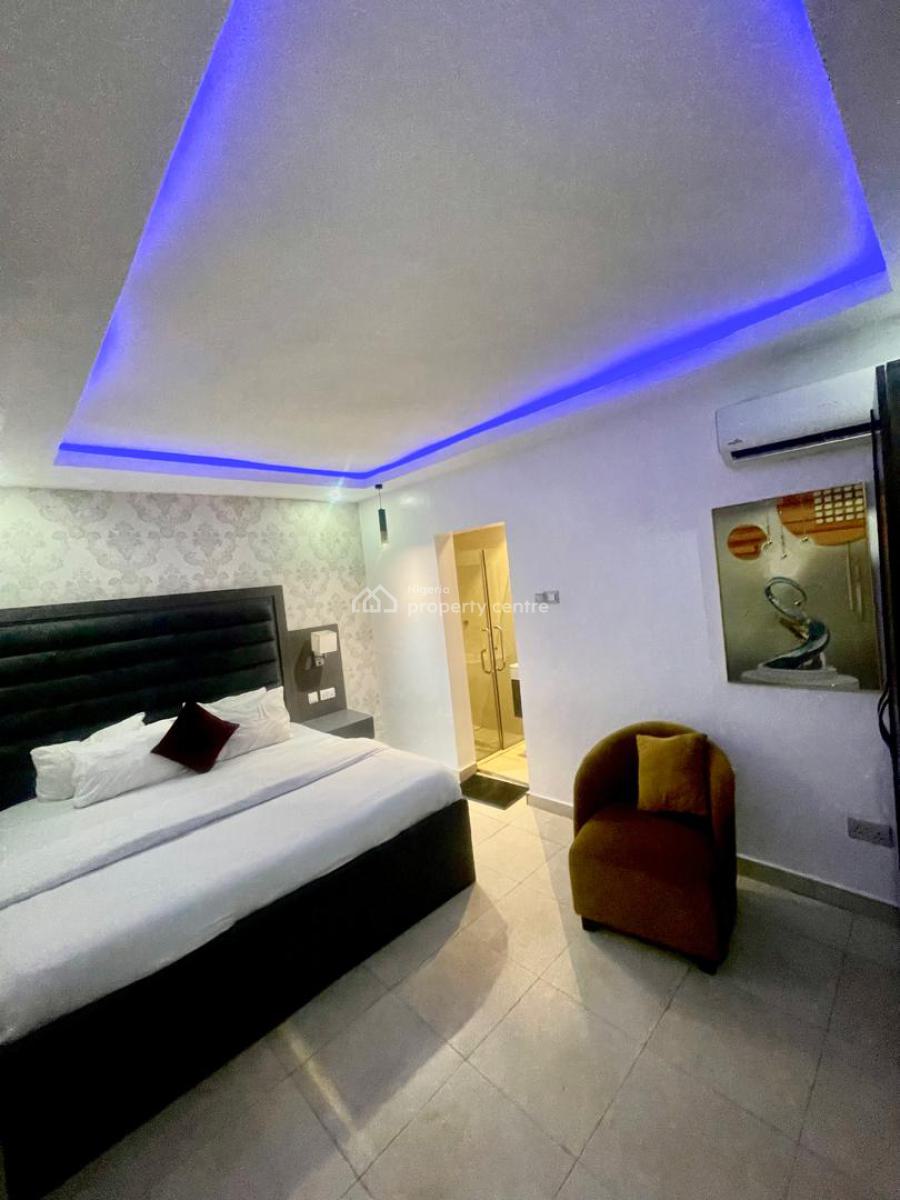 Fully Service 2 Bedroom, Admiralty Road, Lekki, Lagos, Flat / Apartment for Rent