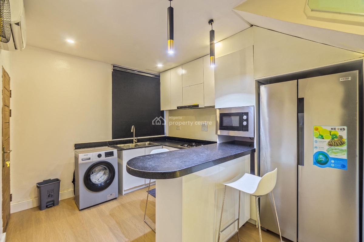 Luxurious 2 Bedroom Maisonette/ Smart Home, Off Admiralty Way, Lekki Phase 1, Lekki, Lagos, Flat / Apartment Short Let