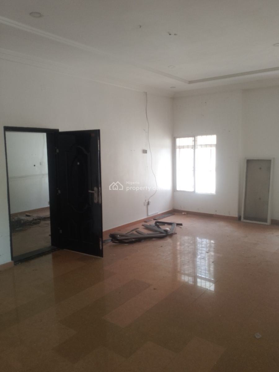 Very Spacious Self Service 4 Bedroom Semi Detached Duplex with Bq, Lekki Phase 1, Lekki, Lagos, Semi-detached Duplex for Rent
