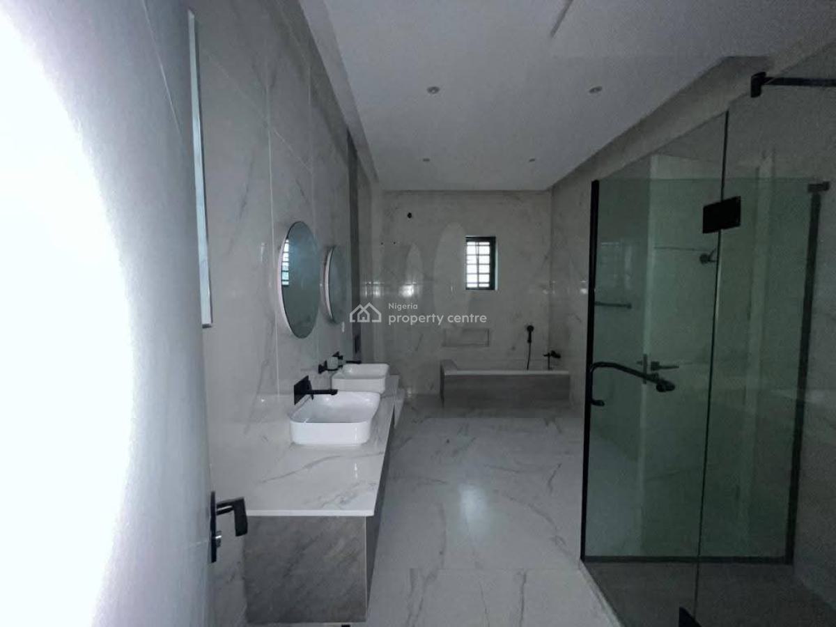 Spaciously Built 5 Bedroom Detached Duplex with Bq, Pinewood Estate, Off Freedom Way, Lekki Phase 1, Lekki, Lagos, Detached Duplex for Sale