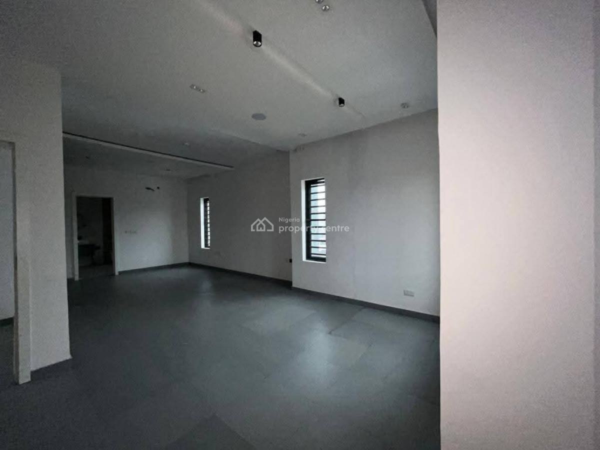 Spaciously Built 5 Bedroom Detached Duplex with Bq, Pinewood Estate, Off Freedom Way, Lekki Phase 1, Lekki, Lagos, Detached Duplex for Sale