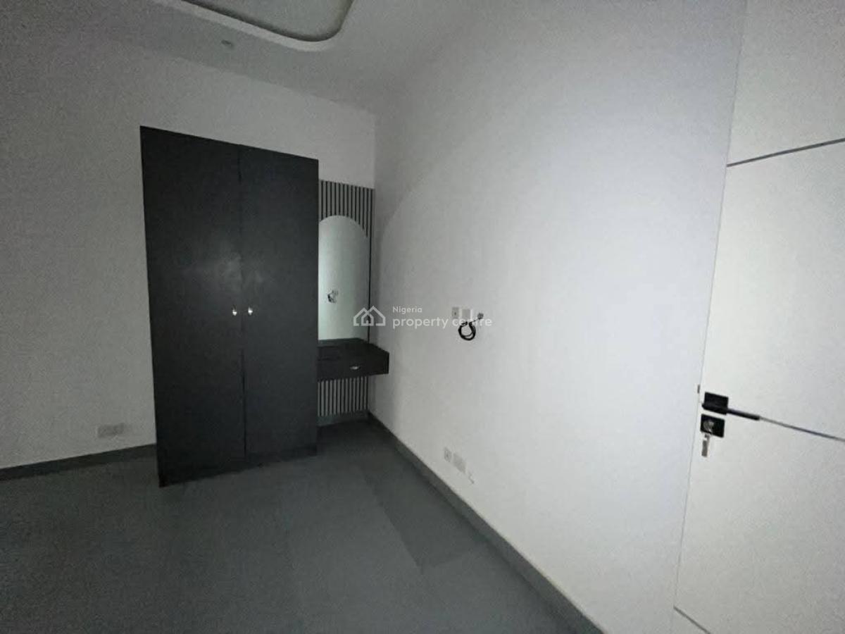 Spaciously Built 5 Bedroom Detached Duplex with Bq, Pinewood Estate, Off Freedom Way, Lekki Phase 1, Lekki, Lagos, Detached Duplex for Sale