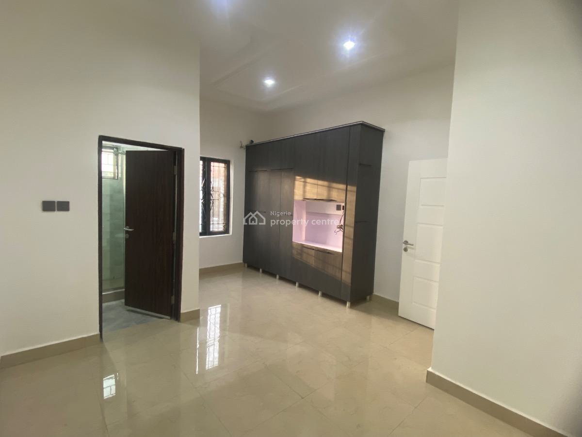 4 Bedroom Terrace Duplex (gated), Asokoro District, Abuja, Terraced Duplex for Sale