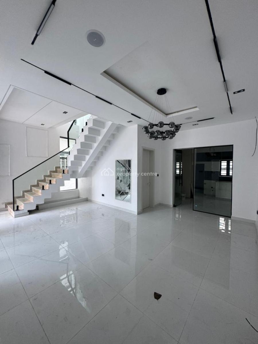 Well-built 4 Bedroom Semi Detached Duplex with Bq, Orchid, Lekki Phase 1, Lekki, Lagos, Semi-detached Duplex for Sale