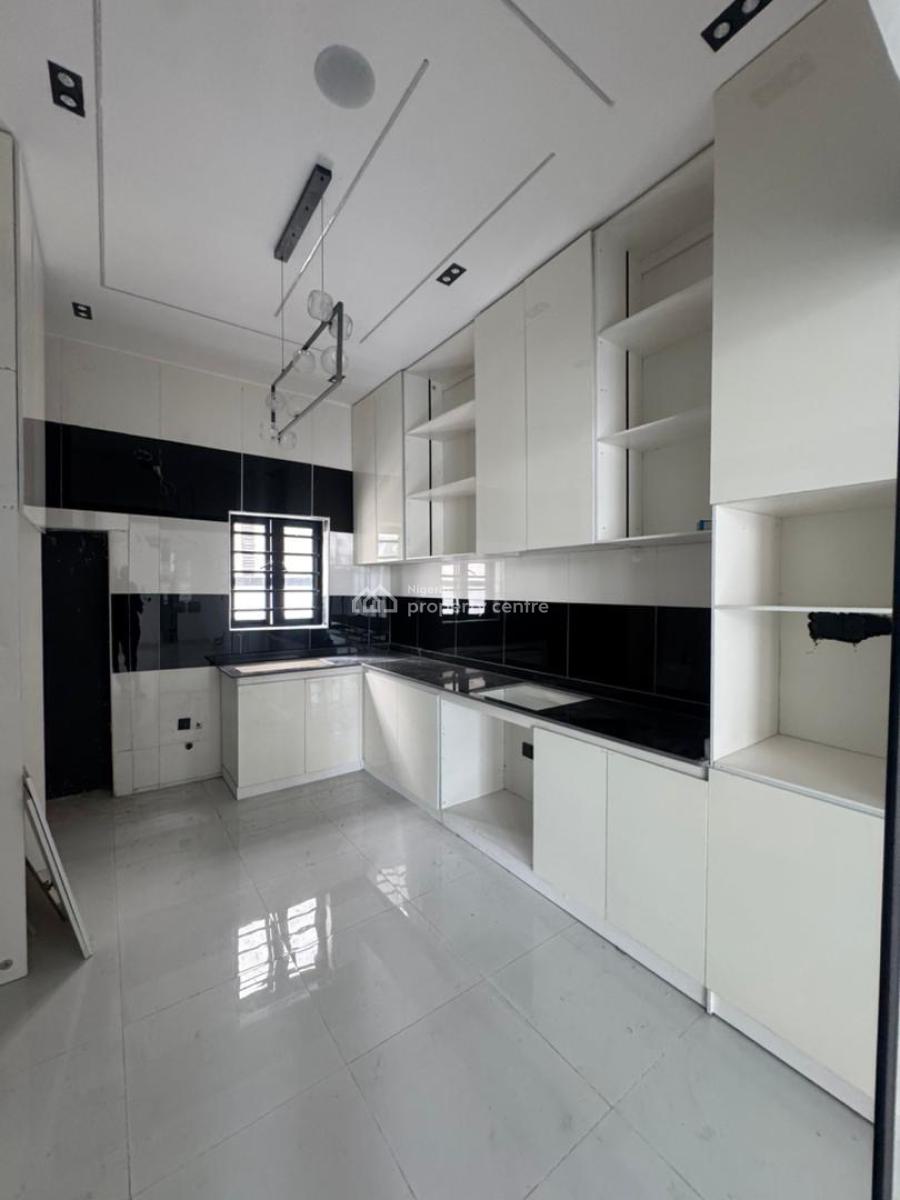 Well-built 4 Bedroom Semi Detached Duplex with Bq, Orchid, Lekki Phase 1, Lekki, Lagos, Semi-detached Duplex for Sale