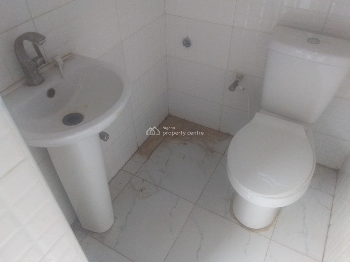 Spacious Luxury 1 Bedroom Flat with Excellent Features, Newtown Estate, Ogombo, Ajah, Lagos, Mini Flat (room and Parlour) for Rent