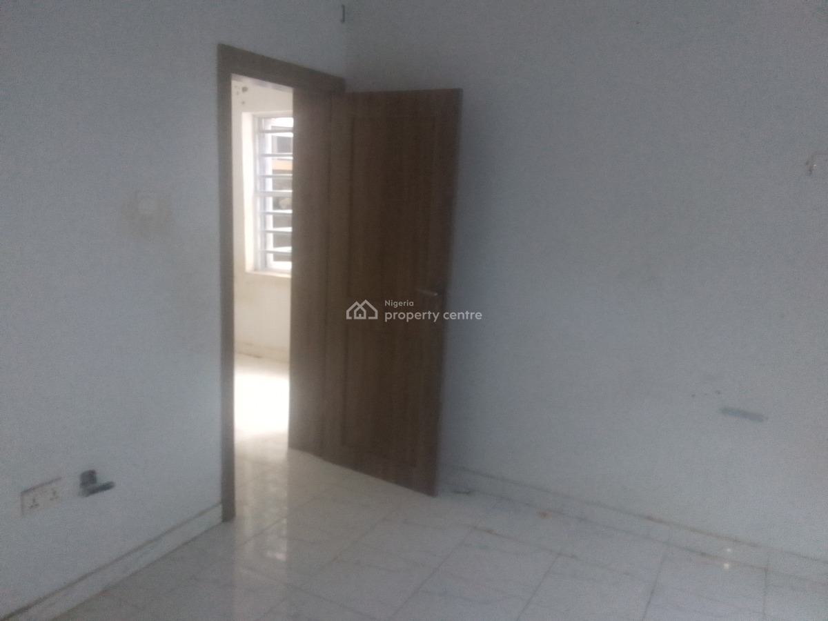 Spacious Luxury 1 Bedroom Flat with Excellent Features, Newtown Estate, Ogombo, Ajah, Lagos, Mini Flat (room and Parlour) for Rent