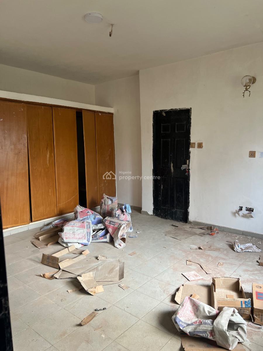 Renovated 2 Bedroom Flat, 1st Floor, Tarred Road. Office/residence, (fully Tarred Rd), Area 11, Garki, Abuja, Flat / Apartment for Rent