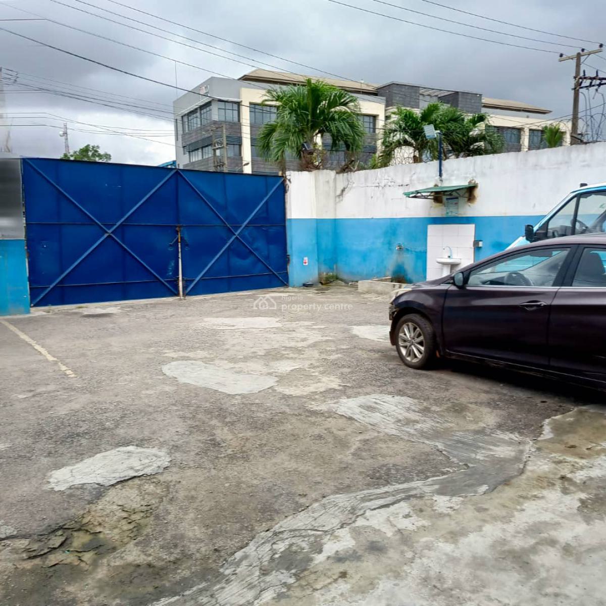 Warehouse 1,000 Sqm with Office, Off Acme Road, Ikeja, Lagos, Warehouse for Rent