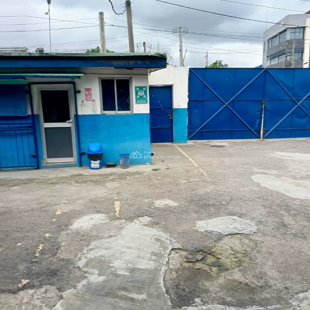 Warehouse 1,000 Sqm with Office, Off Acme Road, Ikeja, Lagos, Warehouse for Rent