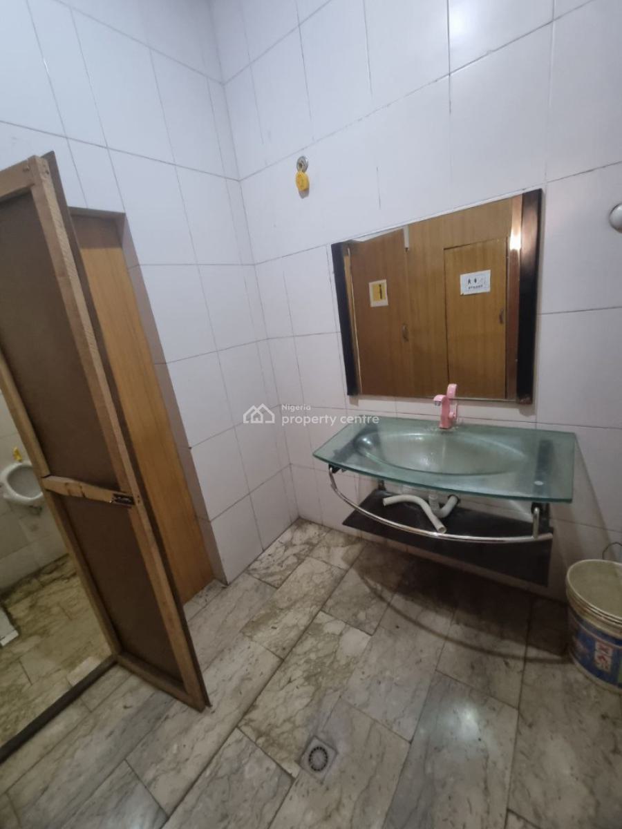 Office Space 18 Sqm, Lekki Phase 1, Lekki, Lagos, Office Space for Rent