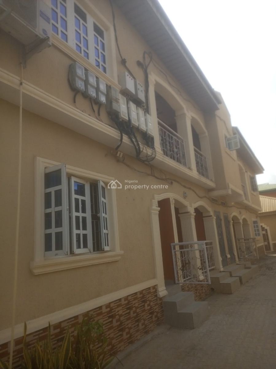 Sharp Mini Flat, Bucknor Estate, Isolo, Lagos, Mini Flat (room and Parlour) for Rent