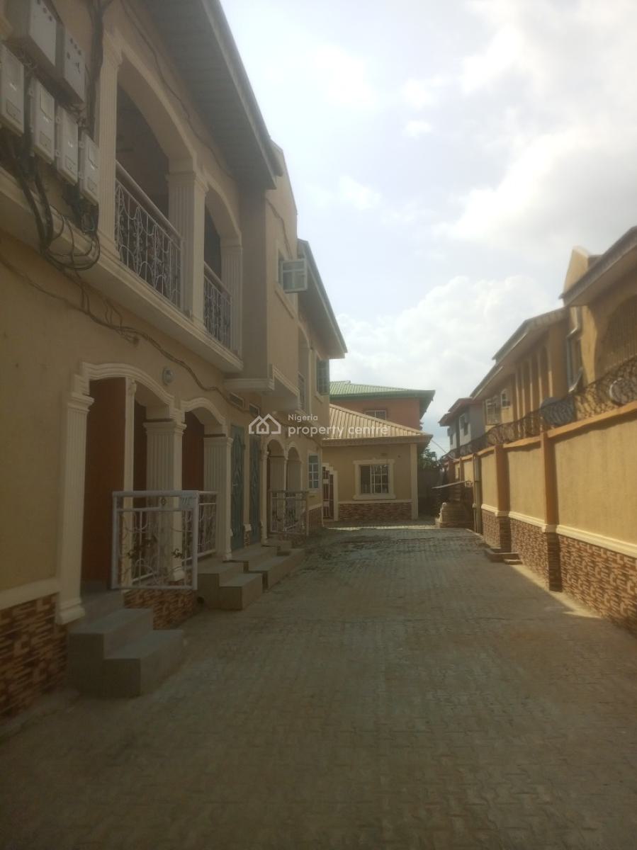 Sharp Mini Flat, Bucknor Estate, Isolo, Lagos, Mini Flat (room and Parlour) for Rent
