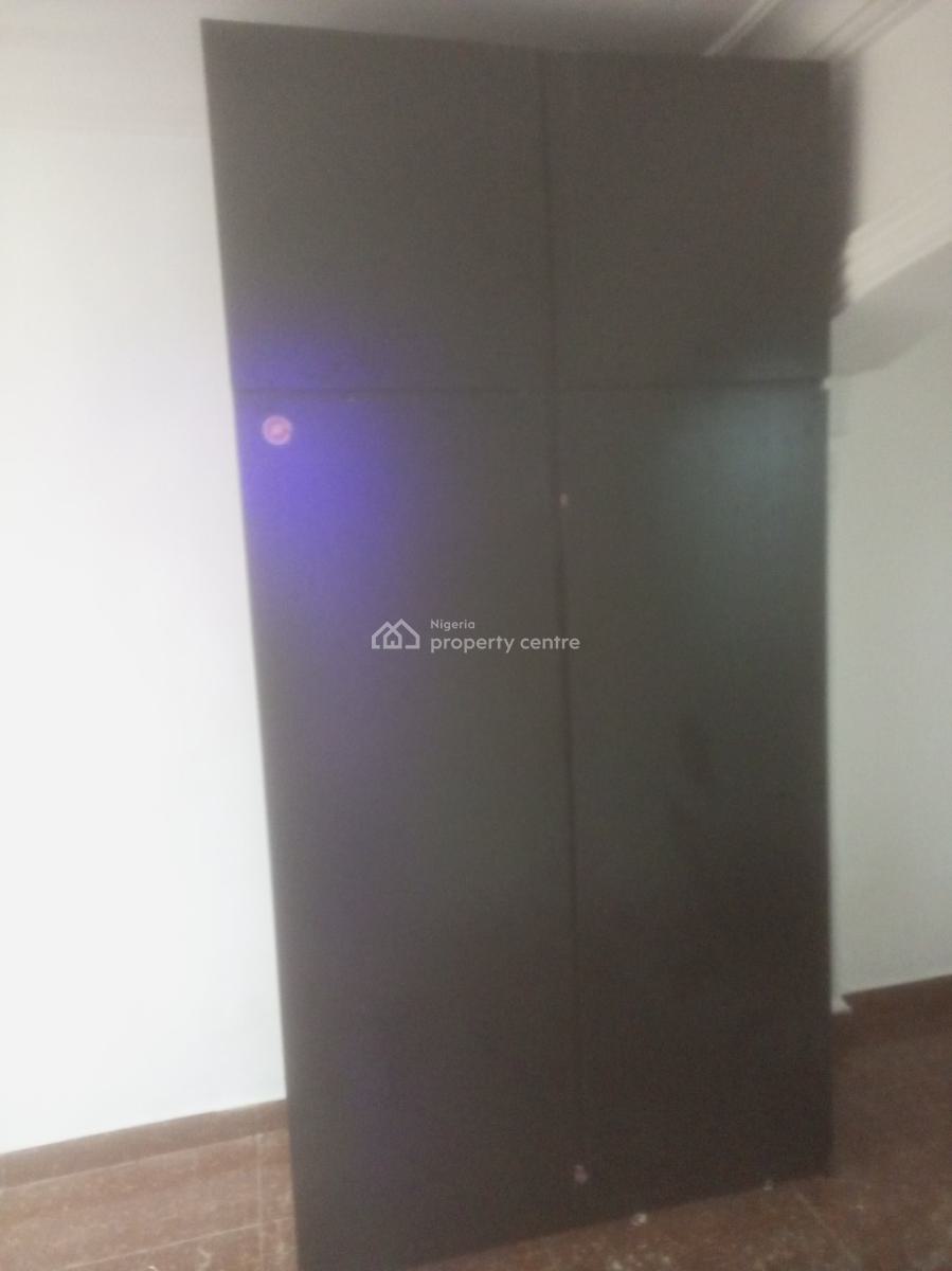 Sharp Mini Flat, Bucknor Estate, Isolo, Lagos, Mini Flat (room and Parlour) for Rent