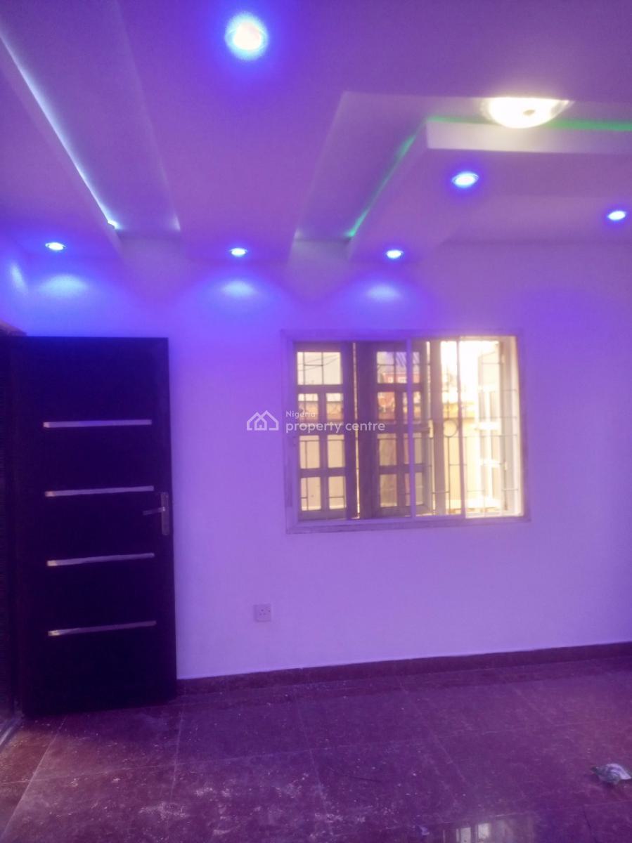 Sharp Mini Flat, Bucknor Estate, Isolo, Lagos, Mini Flat (room and Parlour) for Rent