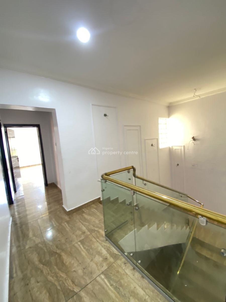 3 Bedroom Semi Detached Duplex with Bq, Lekki Phase 1, Lekki, Lagos, Semi-detached Duplex for Rent