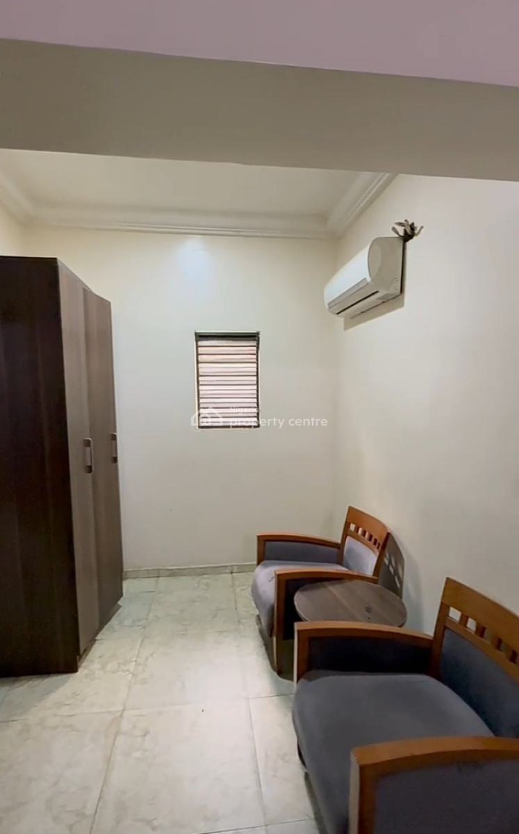 20 Rooms Functional Hotel, Gwarinpa, Abuja, Hotel / Guest House for Sale