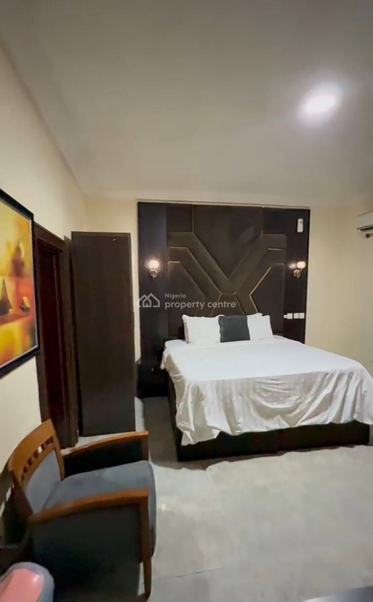 20 Rooms Functional Hotel, Gwarinpa, Abuja, Hotel / Guest House for Sale