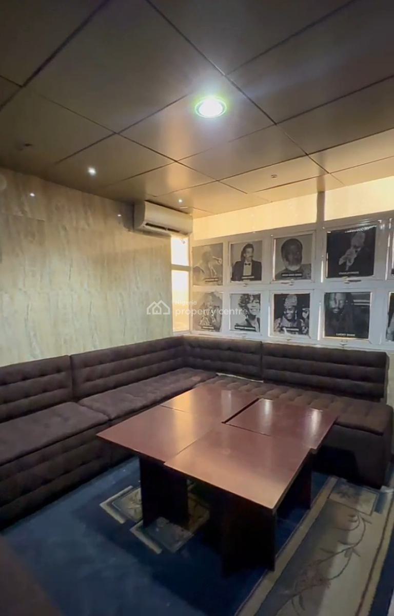 20 Rooms Functional Hotel, Gwarinpa, Abuja, Hotel / Guest House for Sale