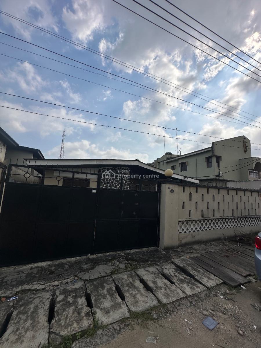 4 Bedroom Detached Bungalow with 2 Nos 2 Bedroom Flat, Off Coker Road, Ilupeju, Lagos, Detached Bungalow for Sale