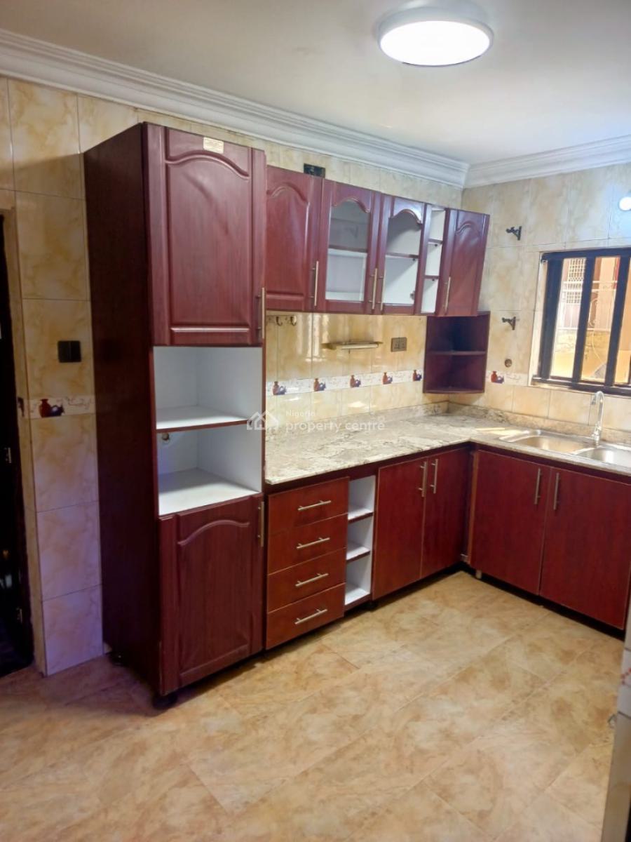 Well Finished 3 Bedroom Apartment Suitable for Comfortable Home, Obilu Crescent, Jabi, Abuja, Flat / Apartment for Rent