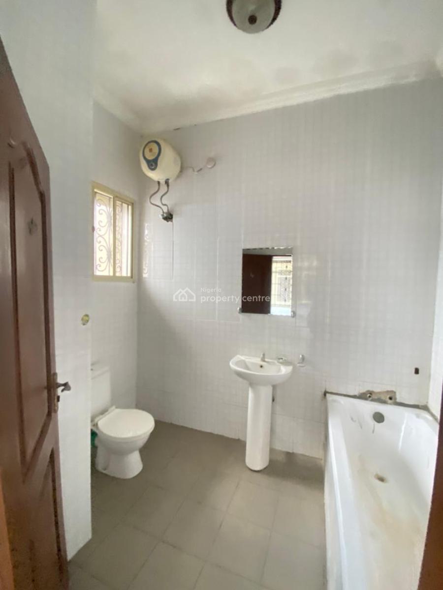 Spacious 2 Bedroom Apartment, Ikate Elegushi, Lekki, Lagos, Flat / Apartment for Rent