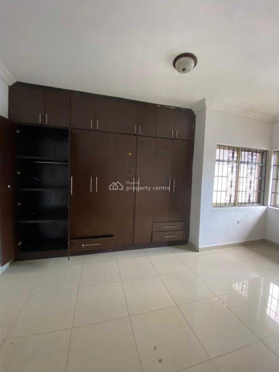 Spacious 2 Bedroom Apartment, Ikate Elegushi, Lekki, Lagos, Flat / Apartment for Rent