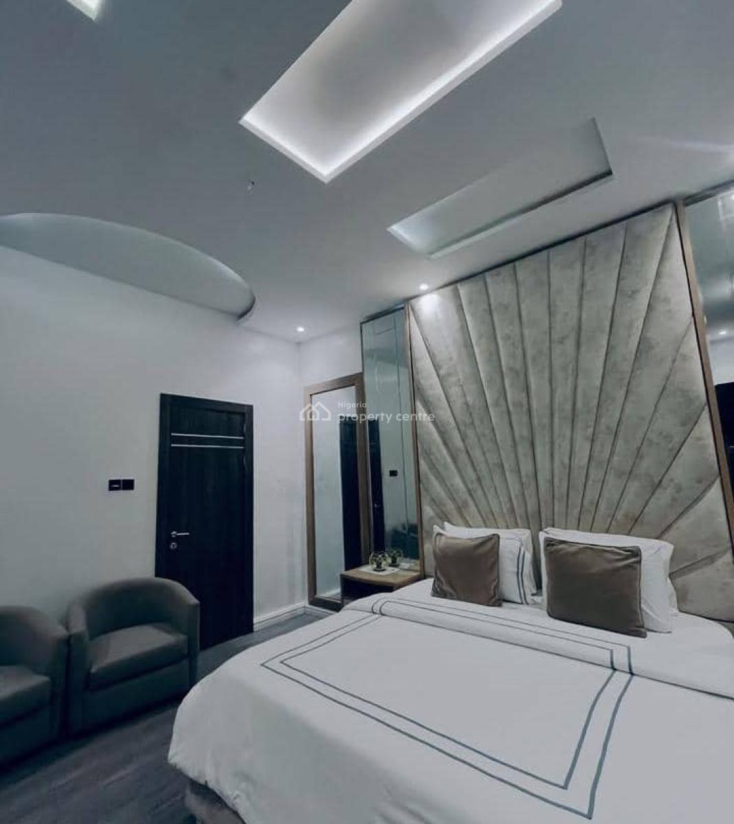 3 Bedroom Apartment, Lekki Phase 1, Lekki, Lagos, Flat / Apartment Short Let