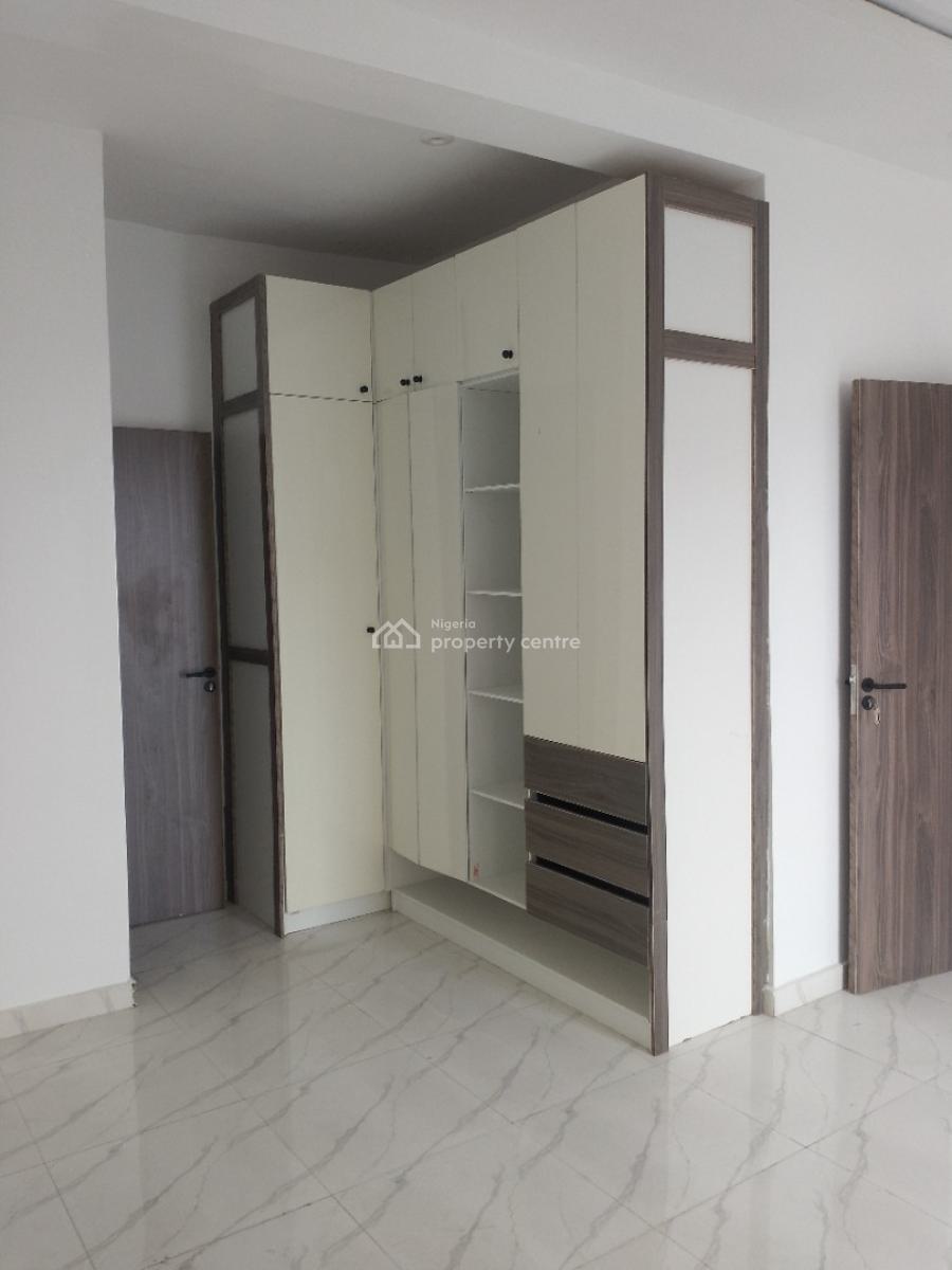 Lovely Serviced 3 Bedroom Apartment in a Cool Environment, Lekki Phase 1, Lekki, Lagos, Flat / Apartment for Sale