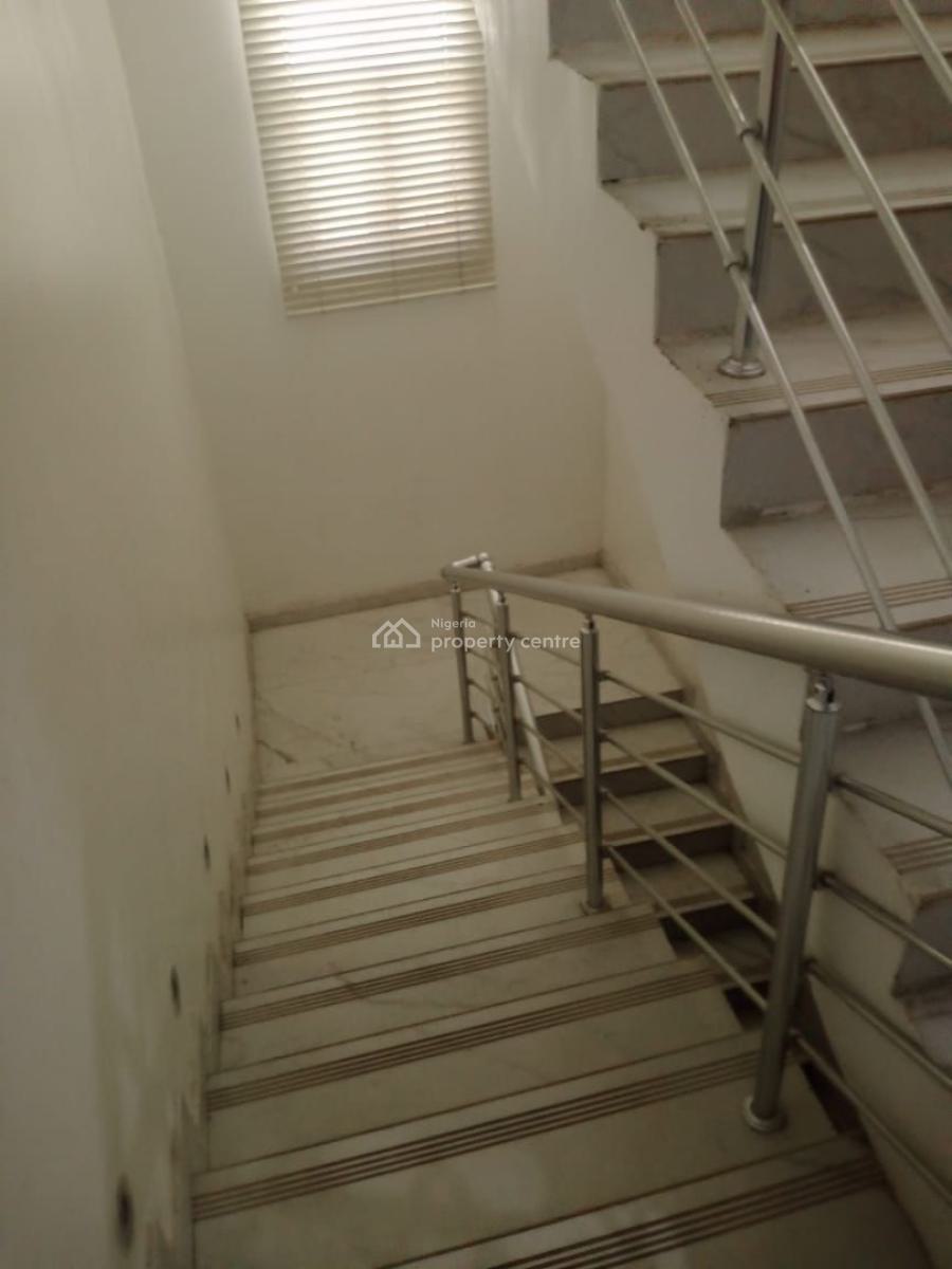 Luxury 7 Bedroom Duplex, Pinnock Beach Estate, Osapa, Lekki, Lagos, Flat / Apartment for Rent