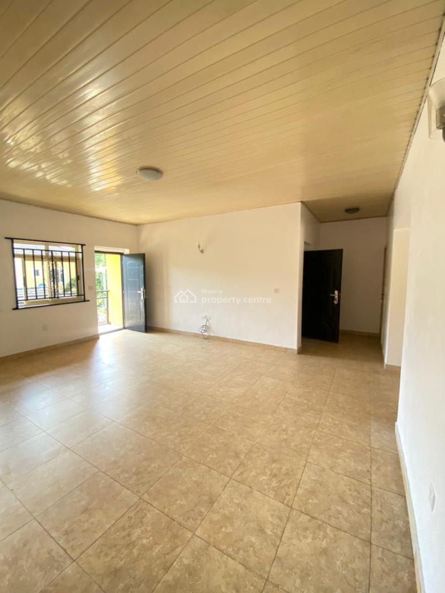 Spacious and Clean 3 Bedroom Apartment, Ikota, Lekki, Lagos, Flat / Apartment for Rent
