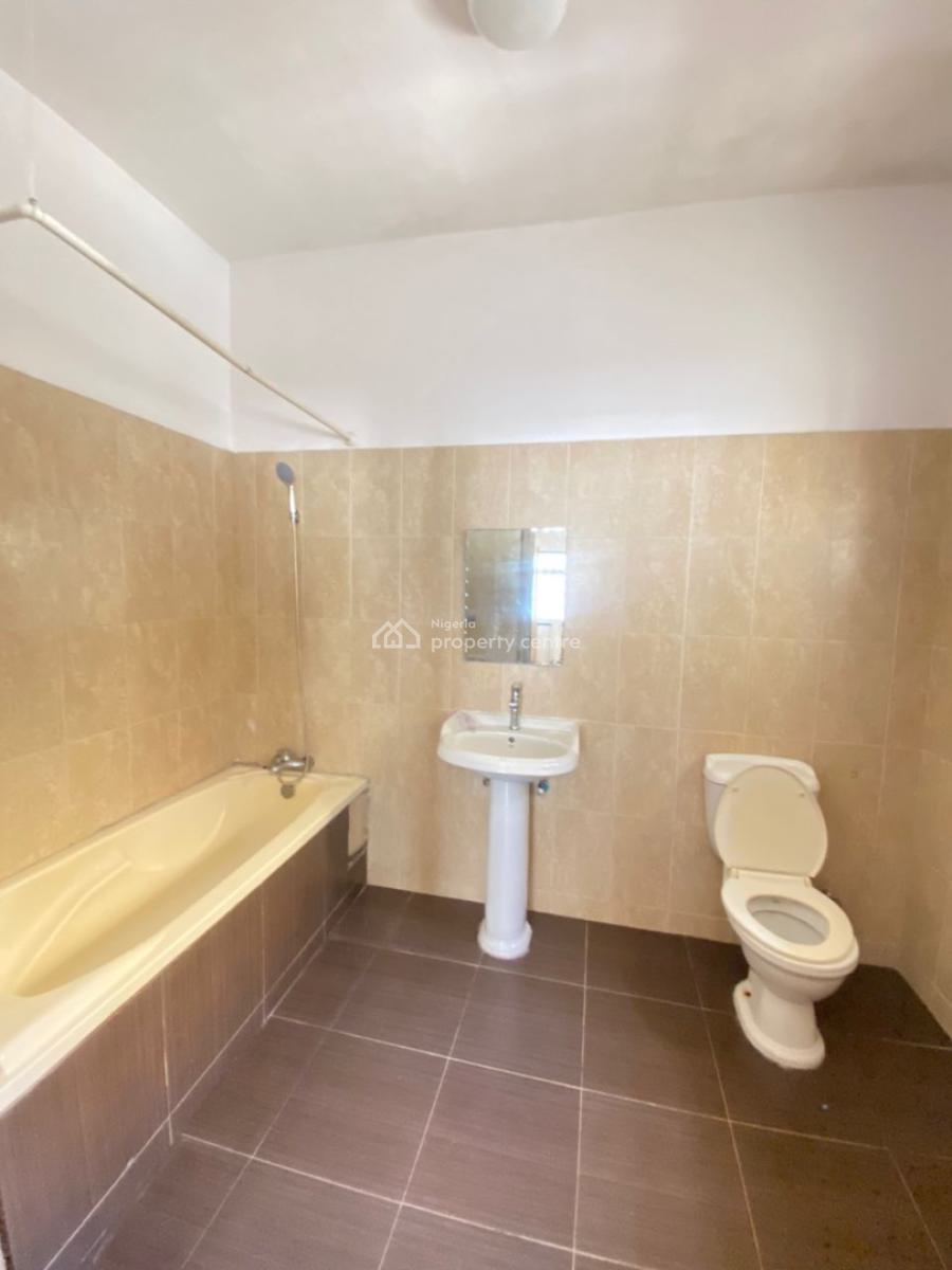Spacious and Clean 3 Bedroom Apartment, Ikota, Lekki, Lagos, Flat / Apartment for Rent