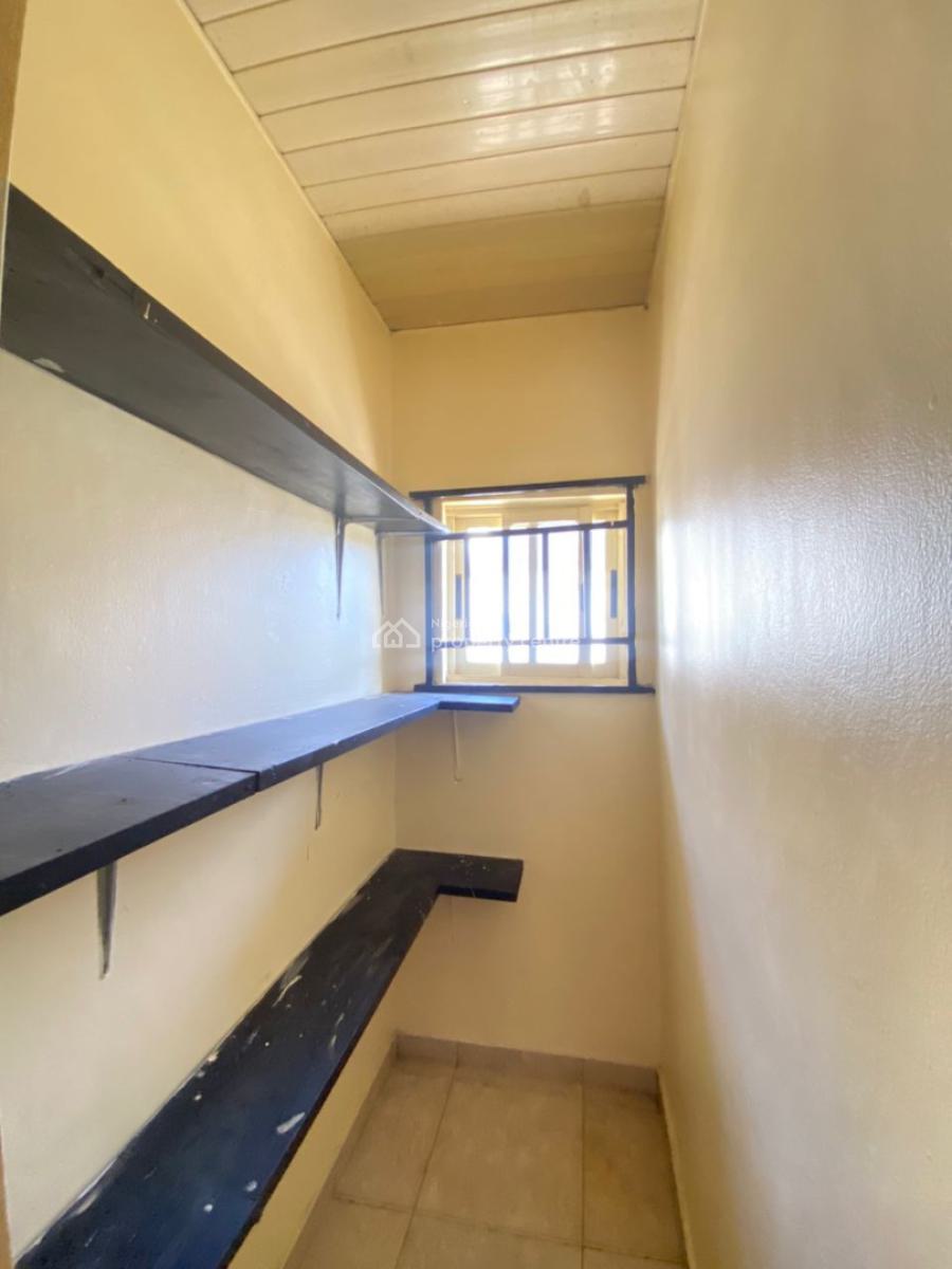 Spacious and Clean 3 Bedroom Apartment, Ikota, Lekki, Lagos, Flat / Apartment for Rent