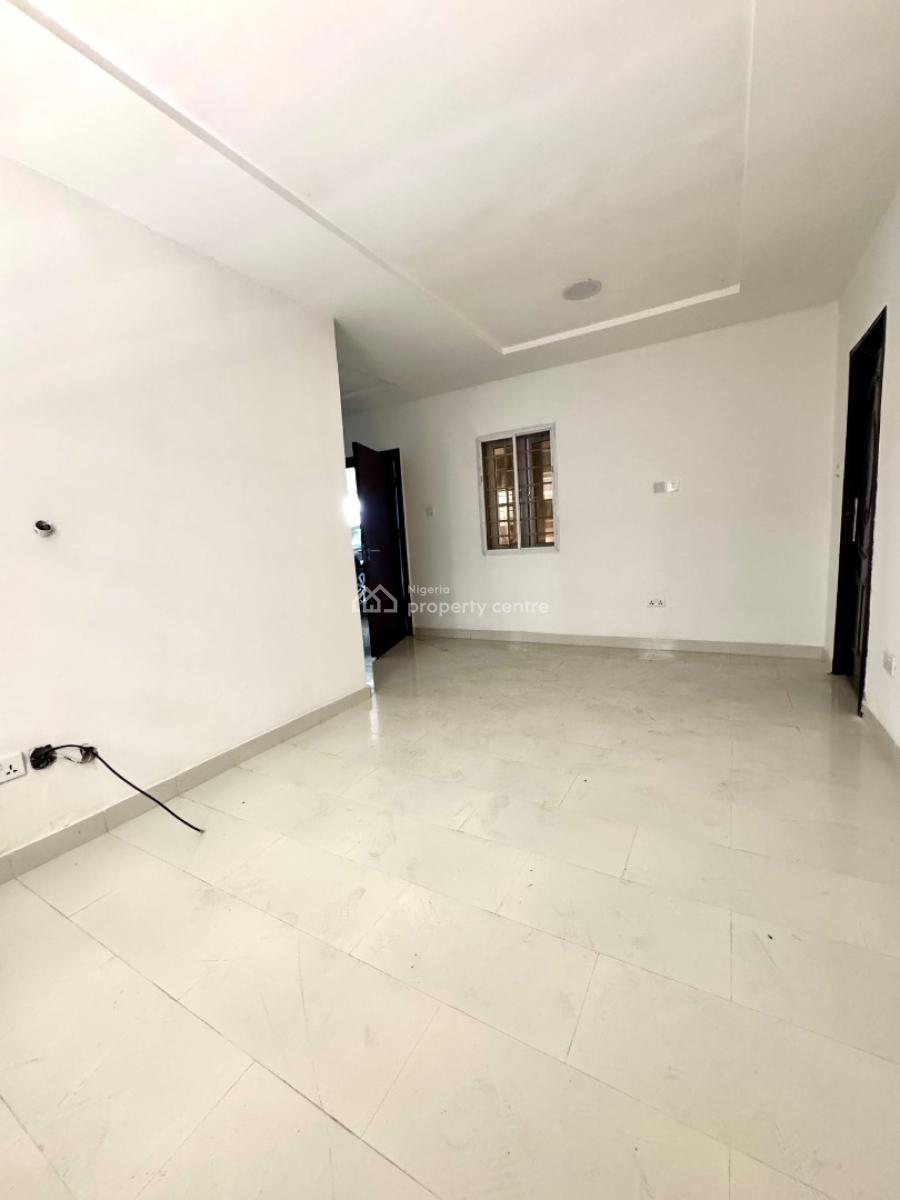 Tastefully Finished 2 Bedroom Apartment, Orchid Road, Lekki, Lagos, Flat / Apartment for Sale