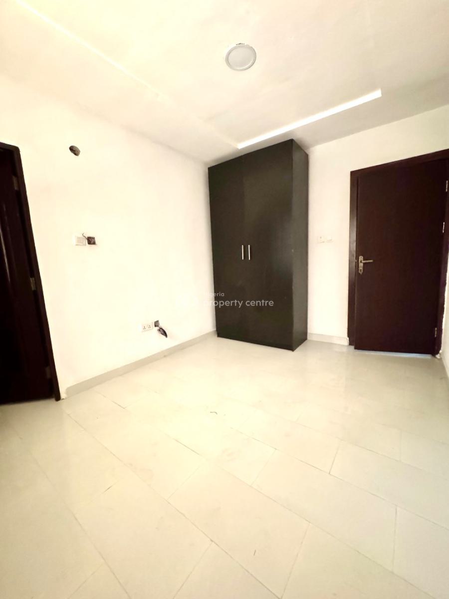 Tastefully Finished 2 Bedroom Apartment, Orchid Road, Lekki, Lagos, Flat / Apartment for Sale