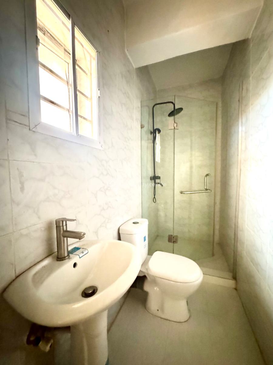 Tastefully Finished 2 Bedroom Apartment, Orchid Road, Lekki, Lagos, Flat / Apartment for Sale