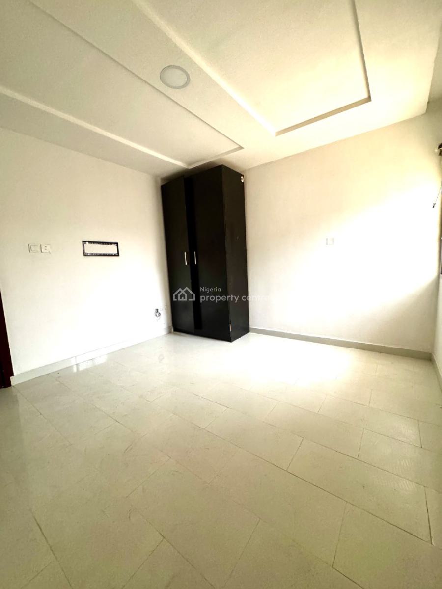 Tastefully Finished 2 Bedroom Apartment, Orchid Road, Lekki, Lagos, Flat / Apartment for Sale