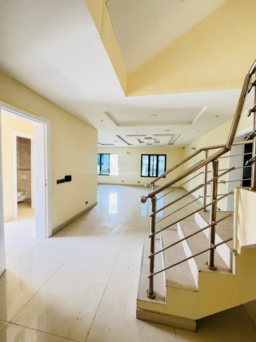 Contemporary 5 Bedroom Fully Detached Duplex Plus Pool, Royal Gardens, Lekki, Lagos, Detached Duplex for Sale