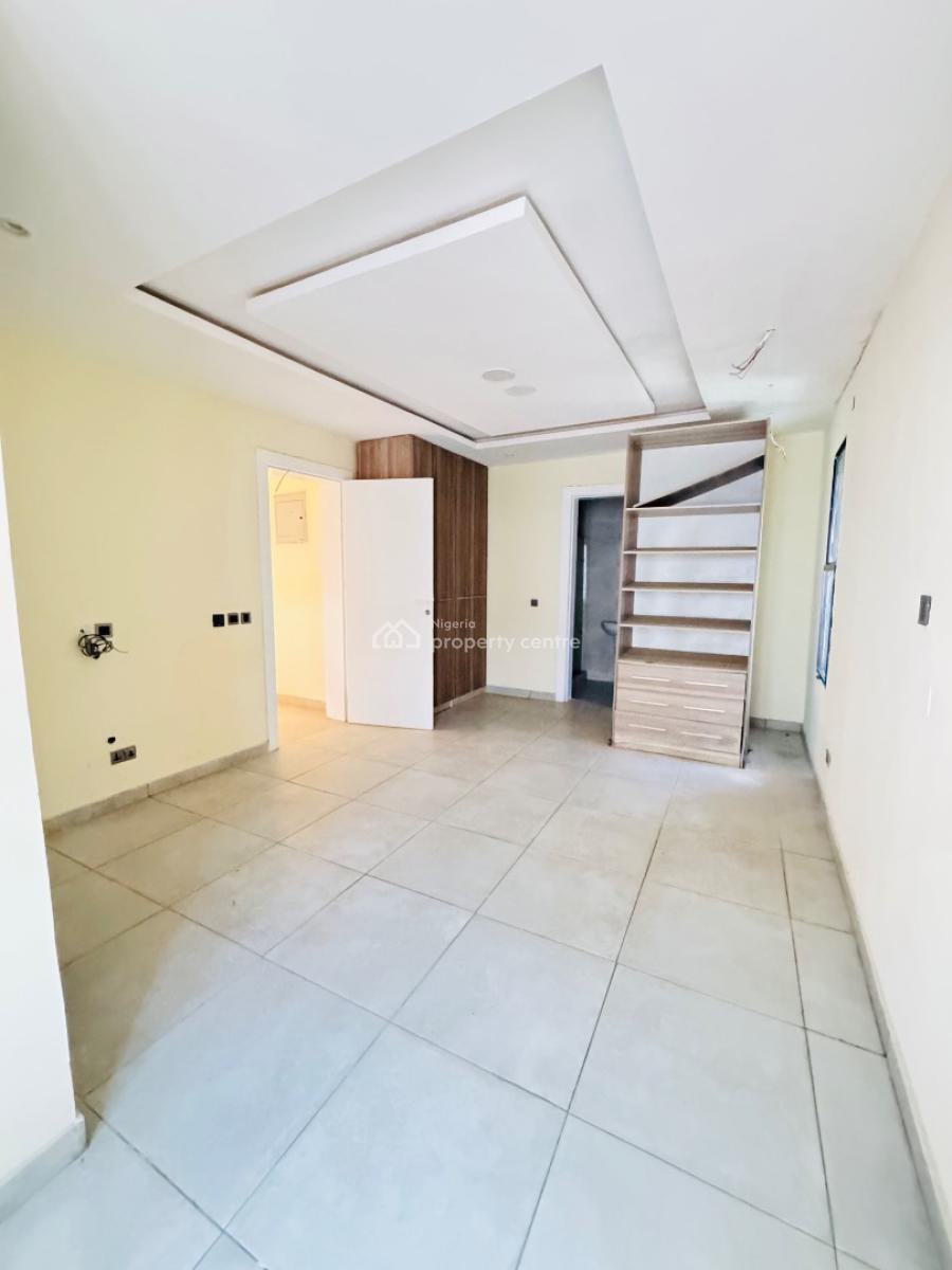 Contemporary 5 Bedroom Fully Detached Duplex Plus Pool, Royal Gardens, Lekki, Lagos, Detached Duplex for Sale